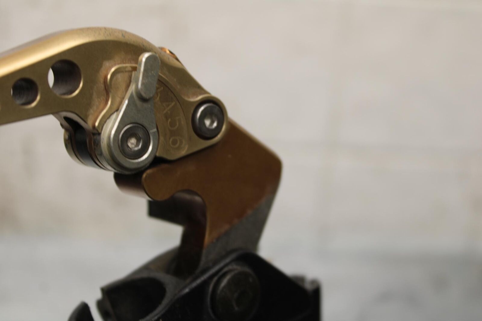 2006 Yamaha YZF R6 CLUTCH PERCH MOUNT WITH LEVER  BB560