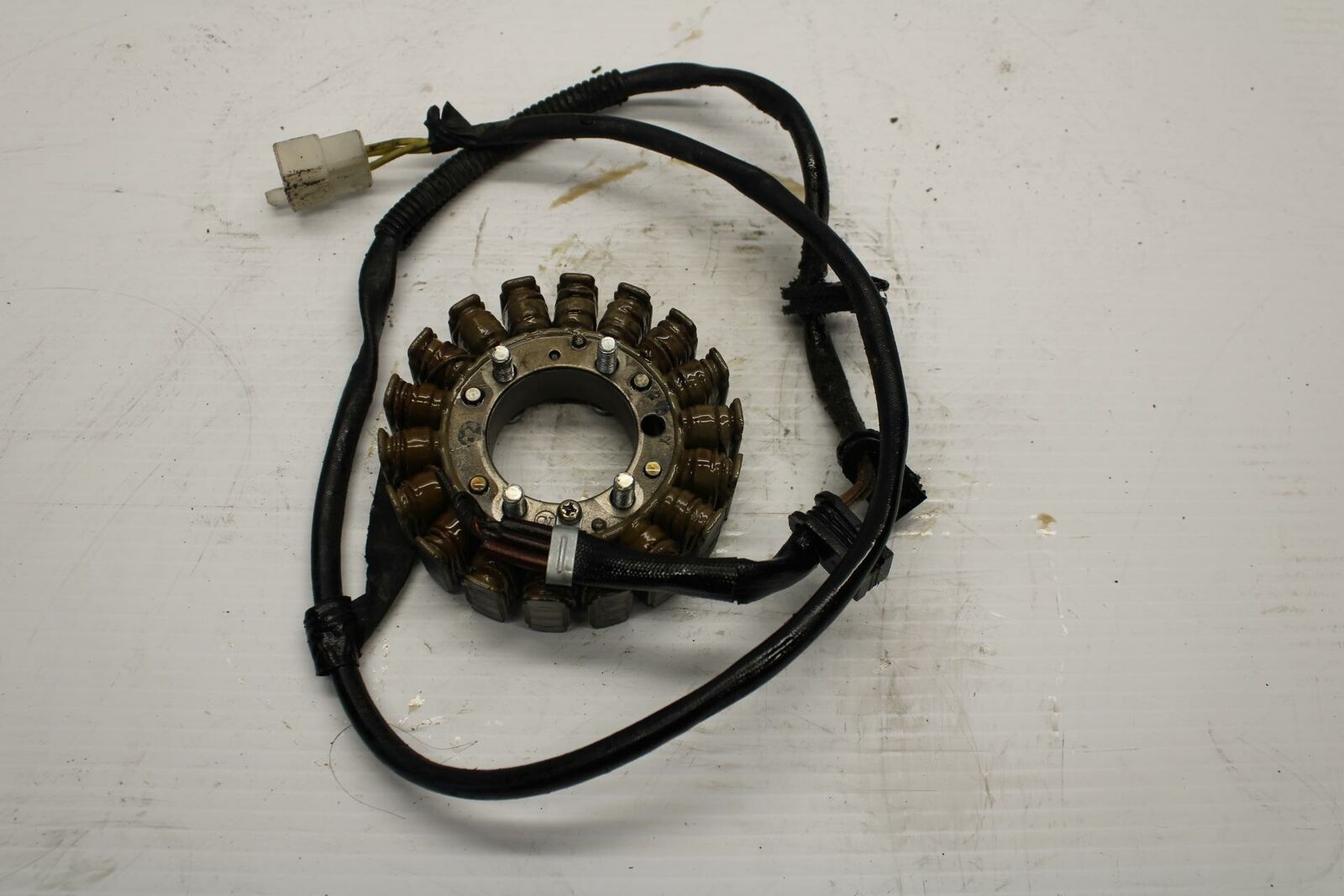 84-85 HONDA V30 MAGNA STATOR GENERATOR ALTERNATOR MAGNETO BB251