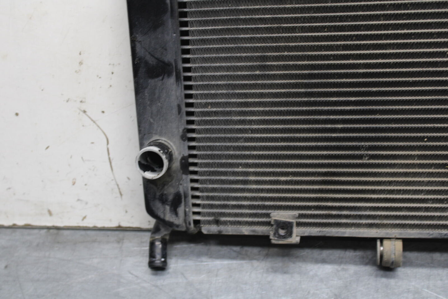 09-15 YAMAHA FZ6R ENGINE RADIATOR MOTOR COOLER RADIATER 20S-12461-01-00  BB686