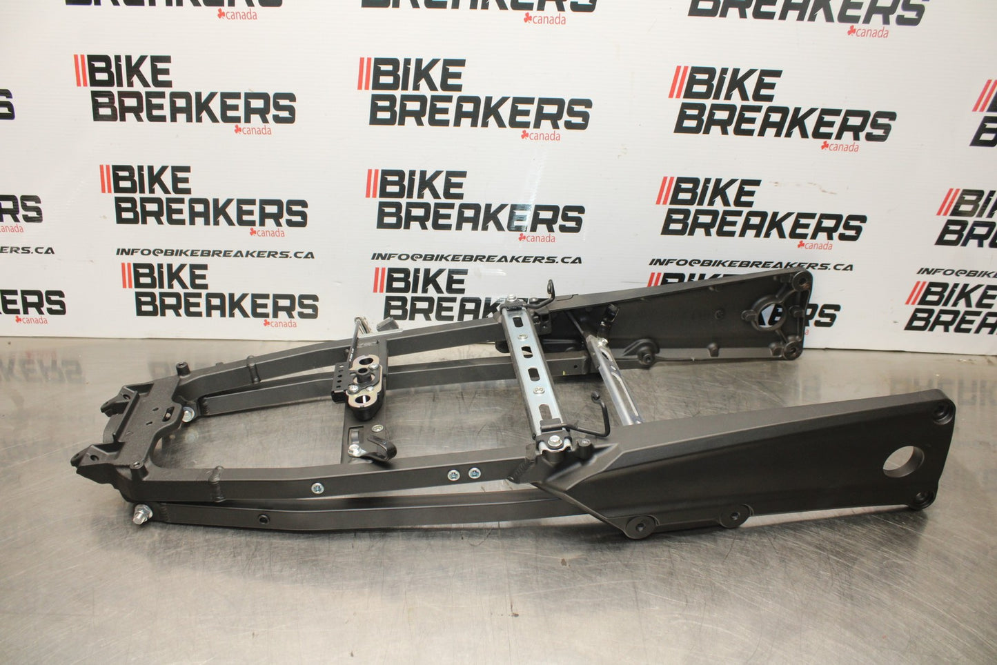 23-24 KAWASAKI NINJA ZX14R NEW! REAR SUBFRAME BACK SUB FRAME BB764
