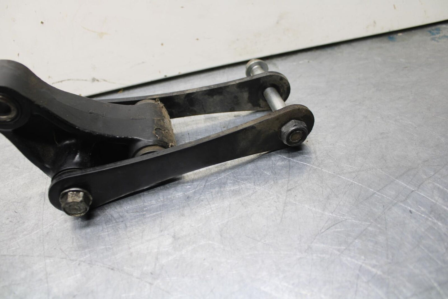 08-12 KAWASAKI NINJA 250R EX250J REAR DOGBONE SHOCK LINKAGE LINK BB612