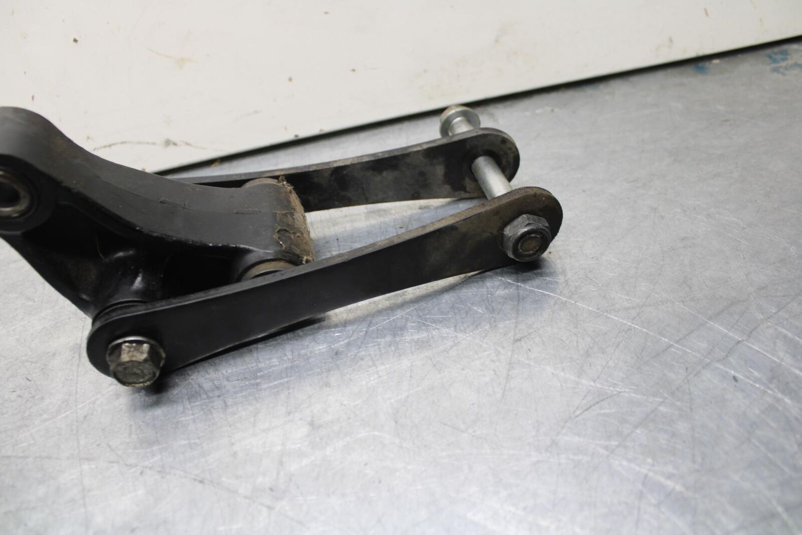 08-12 KAWASAKI NINJA 250R EX250J REAR DOGBONE SHOCK LINKAGE LINK BB612