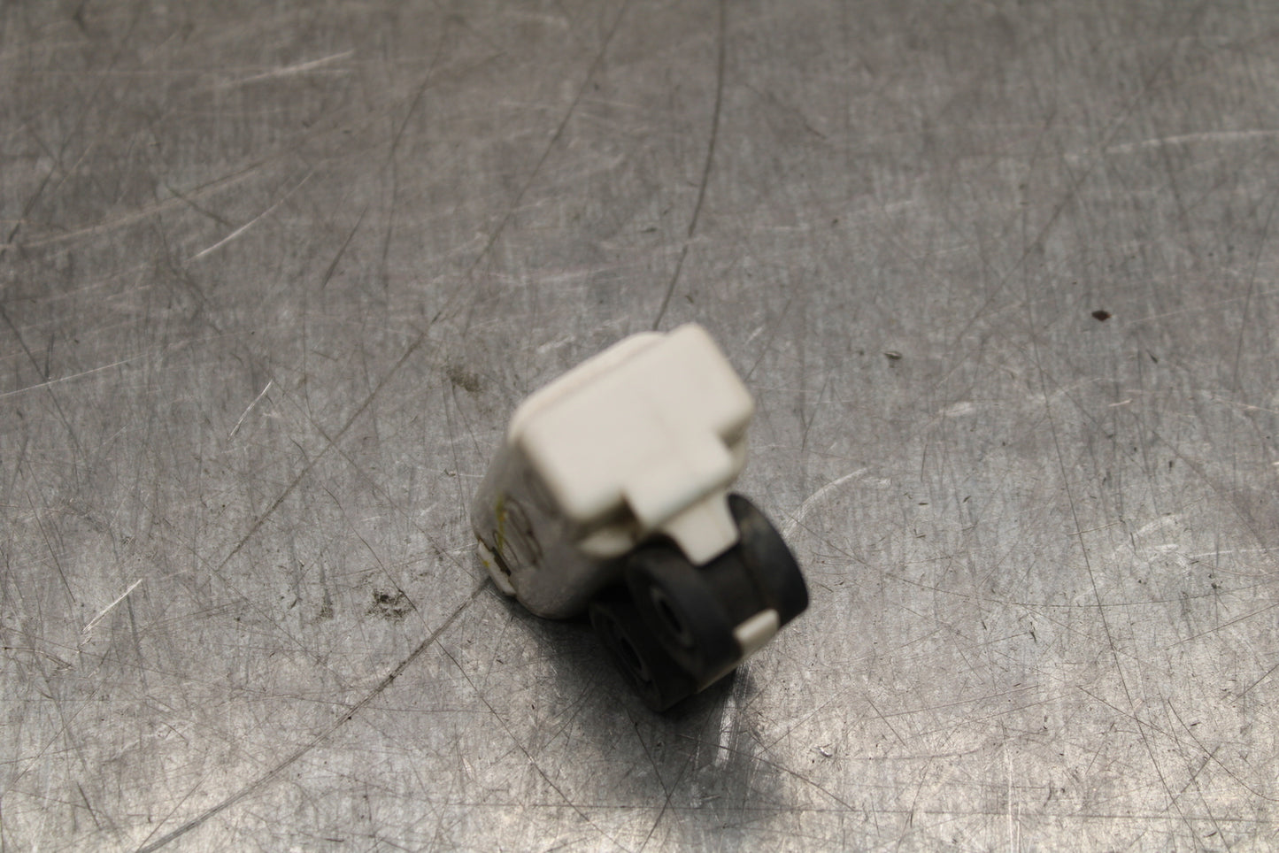 19-24 YAMAHA R3 TIP OVER BANK ANGLE CRASH SENSOR SWITCH  BB736
