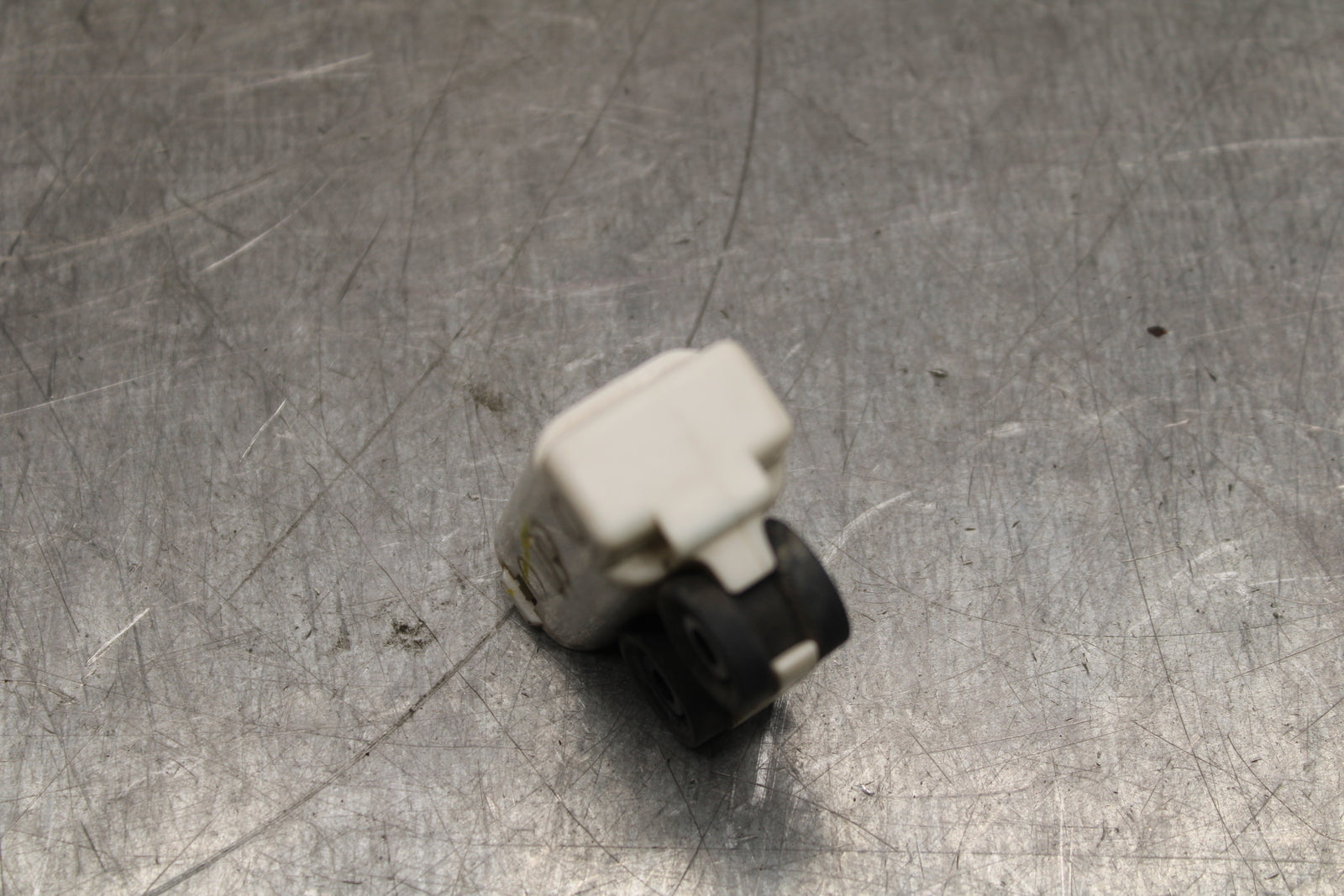 19-24 YAMAHA R3 TIP OVER BANK ANGLE CRASH SENSOR SWITCH  BB736
