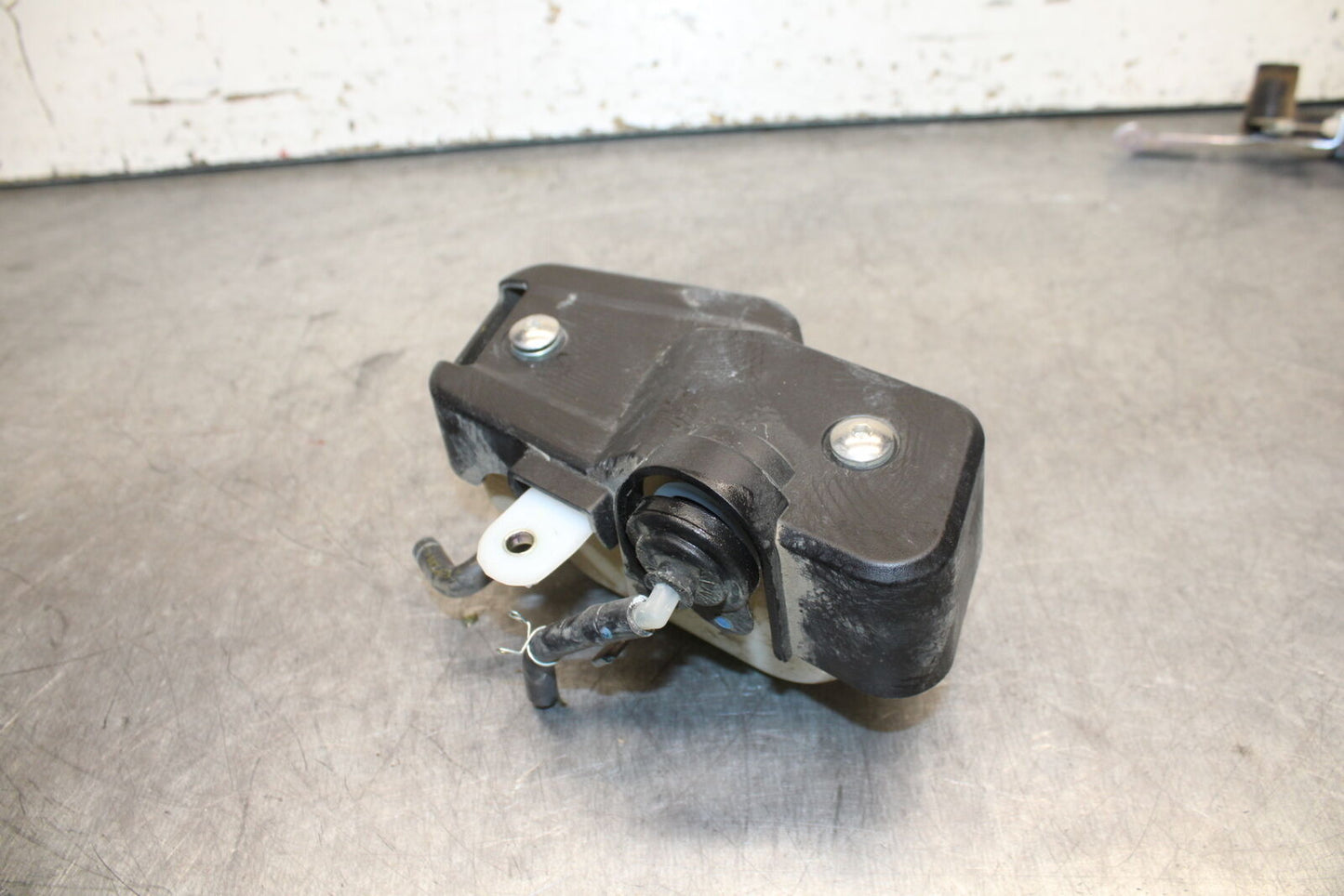 19-24 YAMAHA R3 COOLANT WATER TANK RESERVOIR BOTTLE BB736