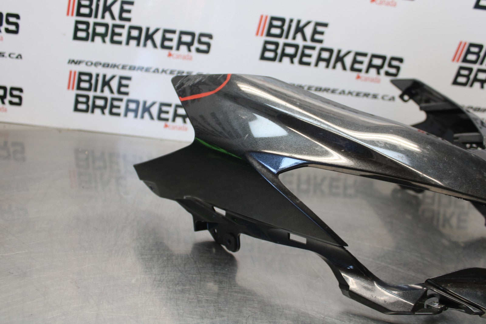 18-23 KAWASAKI NINJA 400 EX400 ABS FRONT UPPER NOSE FAIRING COWL SHROUD BB192