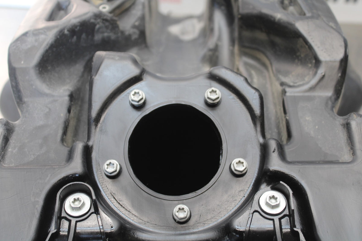 18-22 HUSQVARNA VITPILEN 701 GAS TANK FUEL CELL PETROL RESERVOIR BB198