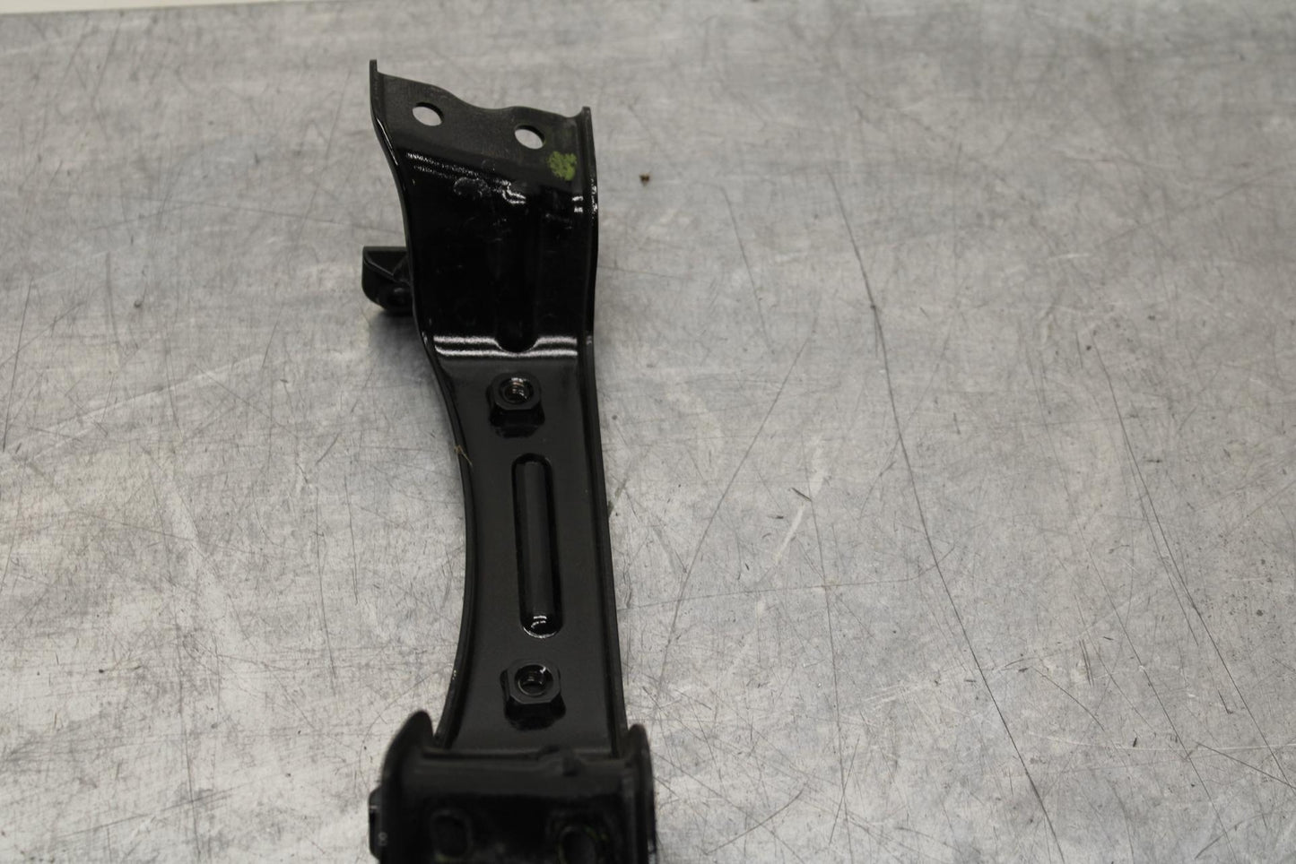 20 KAWASAKI Z400 ER400 ABS GAS TANK FUEL CELL RESERVOIR BRACKET MOUNT BB586