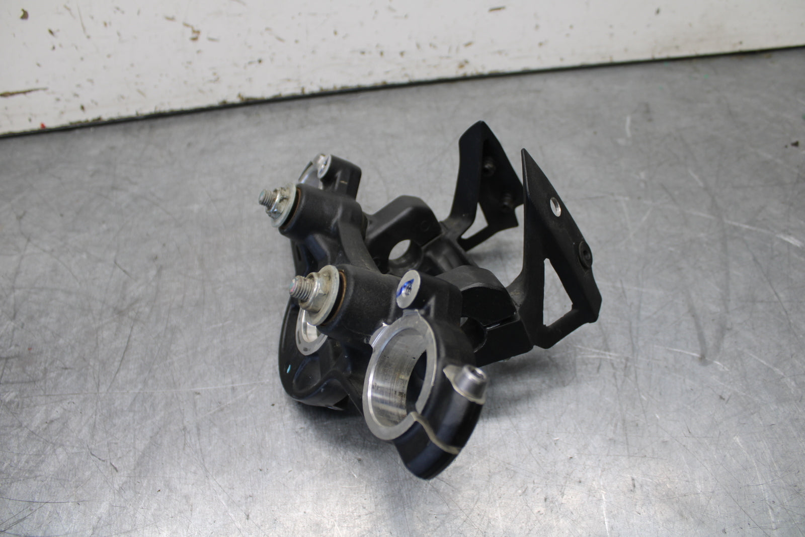 12-17 KAWASAKI ER-6N Z650 FORKS UPPER TRIPLE TREE CLAMP BB709