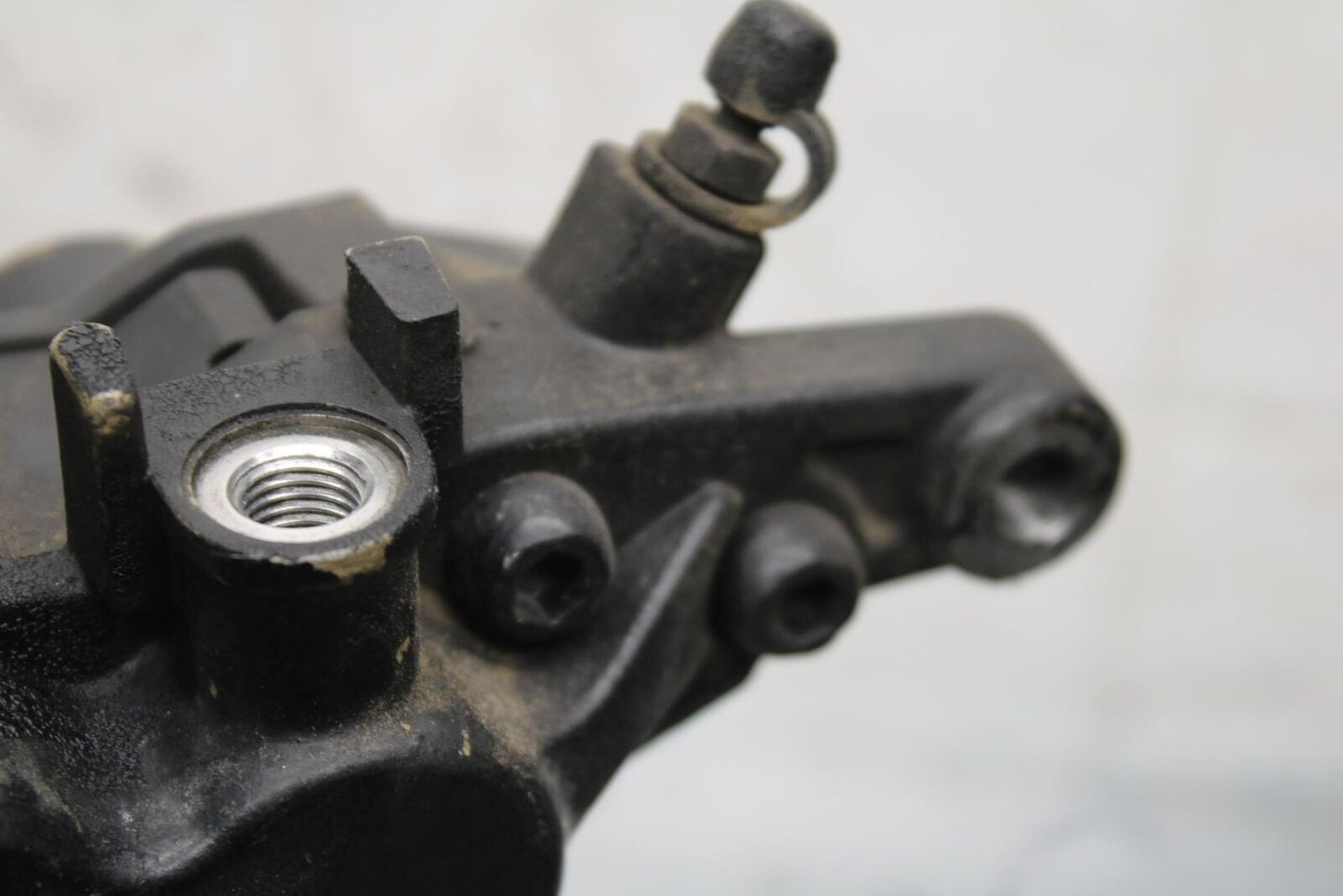 2000 Kawasaki Ninja ZX12R ZX1200A RIGHT LEFT FRONT BRAKE CALIPER SET PAIR BB565