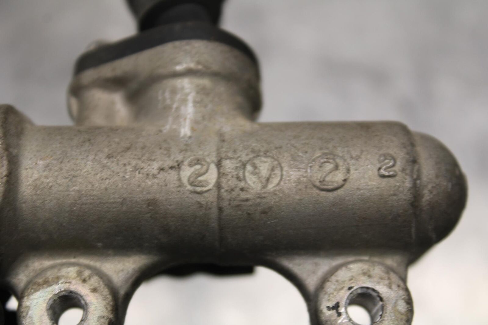 1988 Suzuki Katana 600 GSX600F REAR BACK BRAKE MASTER CYLINDER W RESERVOIR BB94