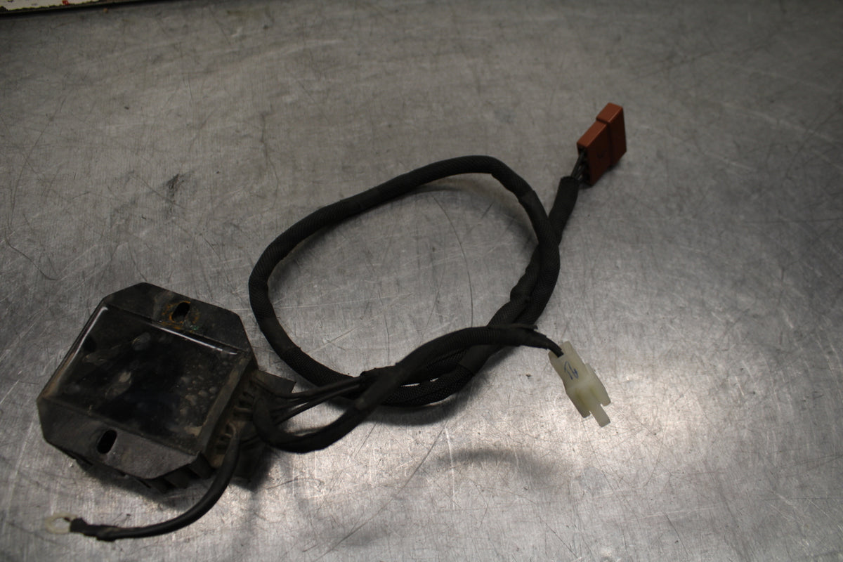 17-24 KTM 390 DUKE RECTIFIER VOLTAGE REGULATOR BB734