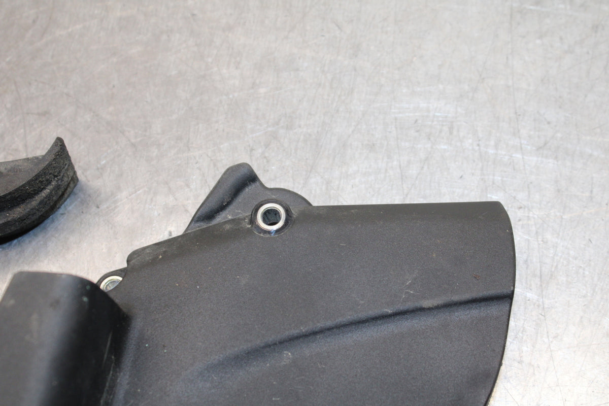 09-14 YAMAHA YZF R1 ENGINE SPROCKET COVER BB119