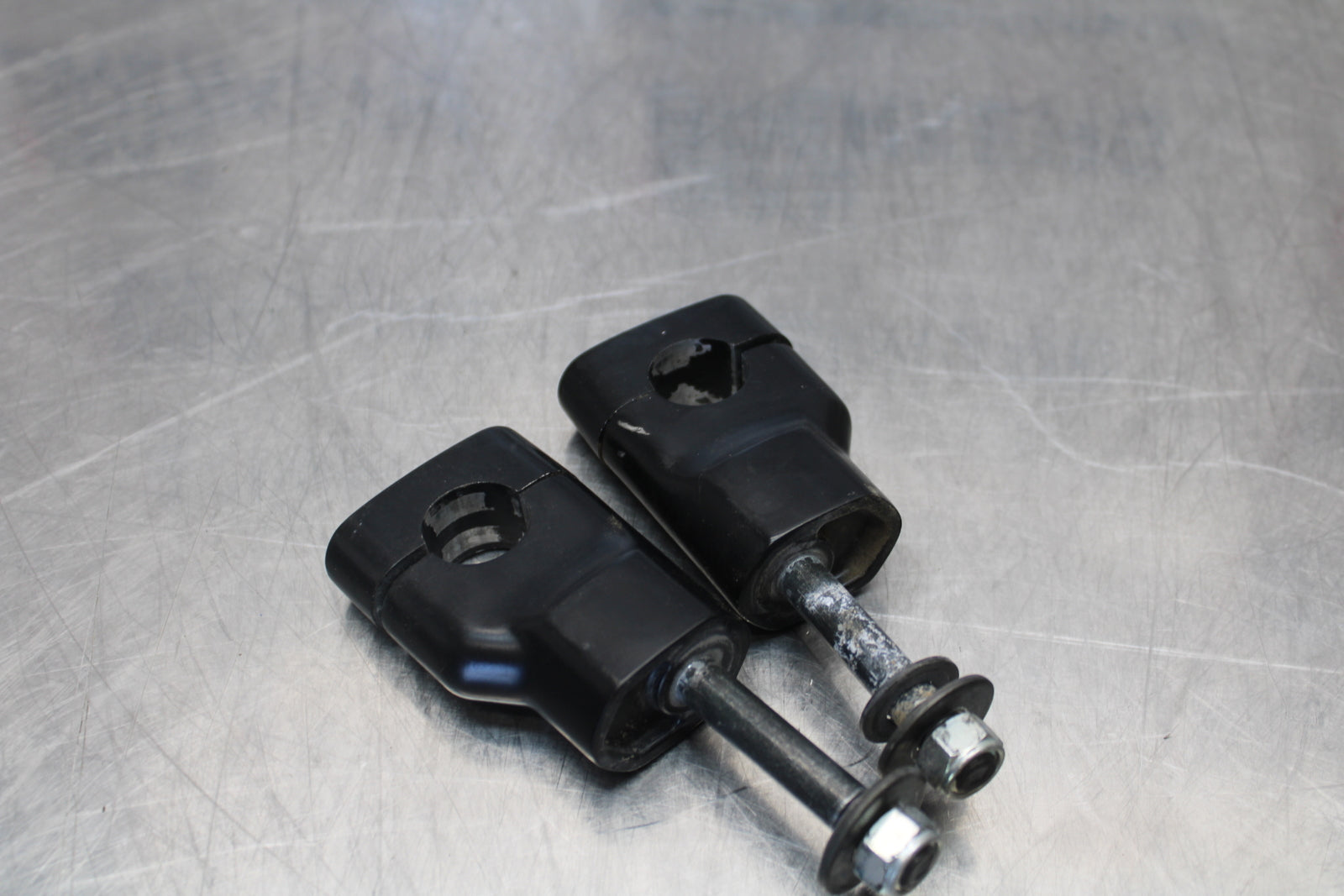 09-15 YAMAHA FZ6R HANDLEBAR RISERS BB161