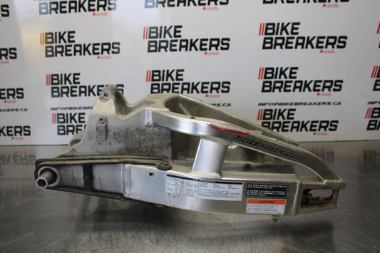 05-06 HONDA CBR600RR REAR SWINGARM BACK SUSPENSION SWING ARM BB149
