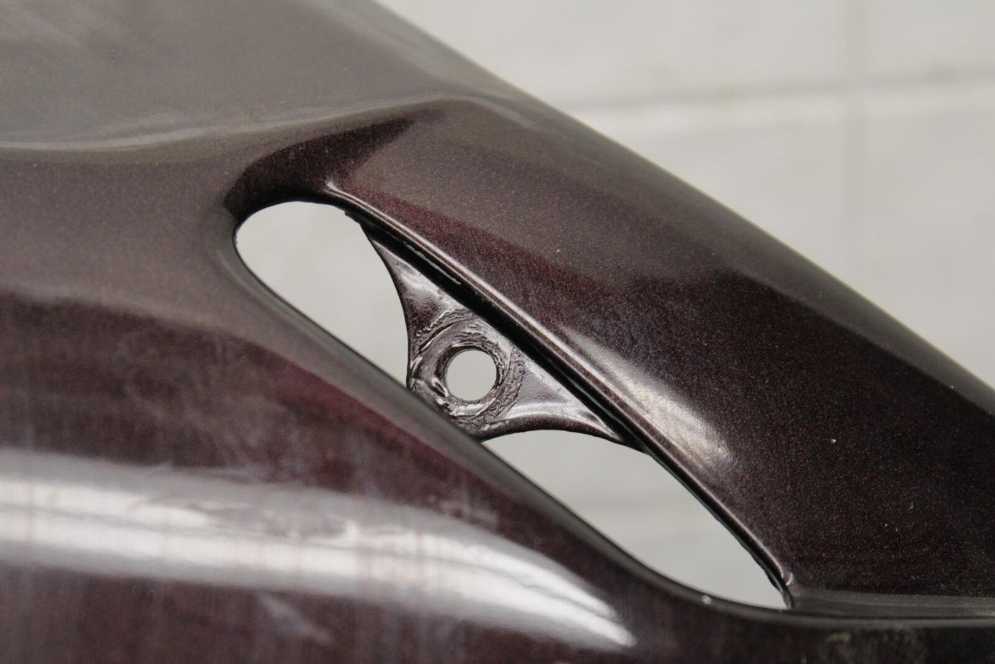 1997 Suzuki Bandit 1200 GSF1200S RIGHT MID UPPER SIDE FAIRING COWL PLASTIC BB559