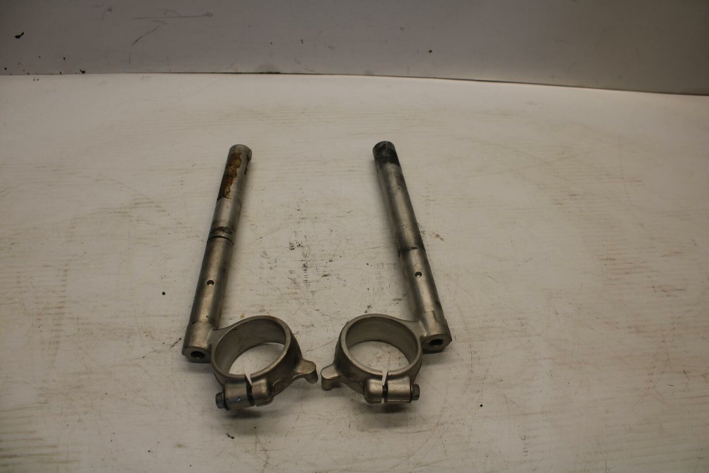 06-07 SUZUKI GSXR600 LEFT RIGHT CLIP ON  HANDLEBARS PAIR SET 56111-01H00 BB275