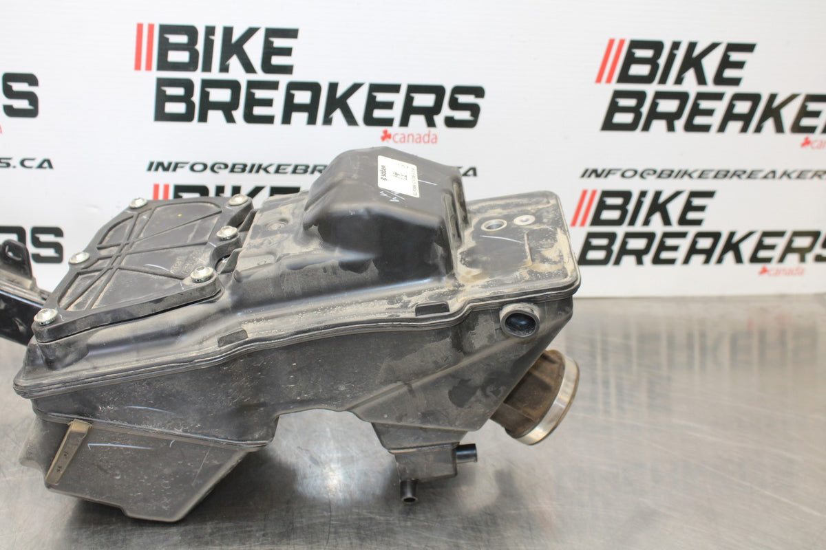 17-22 KTM 390 DUKE AIRBOX AIR INTAKE FILTER BOX BB180