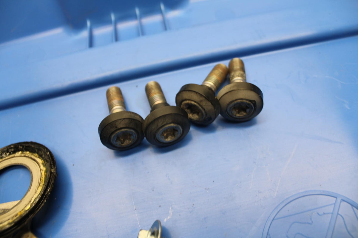 2013 Yamaha YZF R1 REAR BACK SUBFRAME SUB FRAME MOUNTING BOLTS HARDWARE  BB507