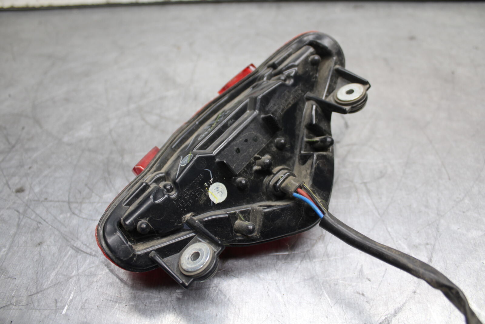 12-17 KAWASAKI ER-6N Z650 REAR TAIL TAILLIGHT BACK BRAKE LIGHT BB709