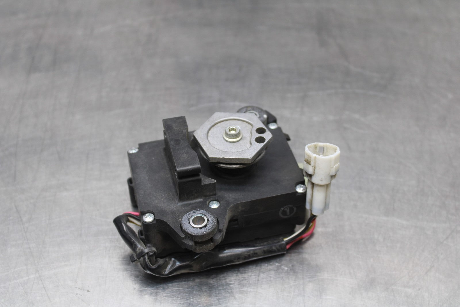 08-10 SUZUKI GSXR 600 EXHAUST VALVE SERVO MOTOR BB202