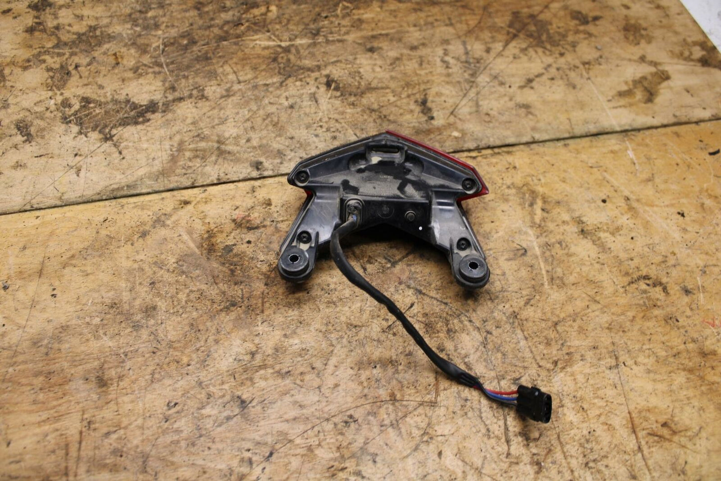 13-18 KAWASAKI NINJA ZX6R REAR TAIL TAILLIGHT BACK BRAKE LIGHT BB342