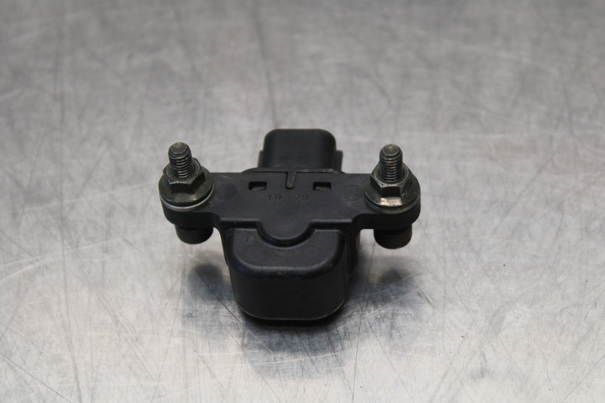 04-05 KAWASAKI NINJA ZX10R TIP OVER BANK ANGLE CRASH SENSOR SWITCH  BB163