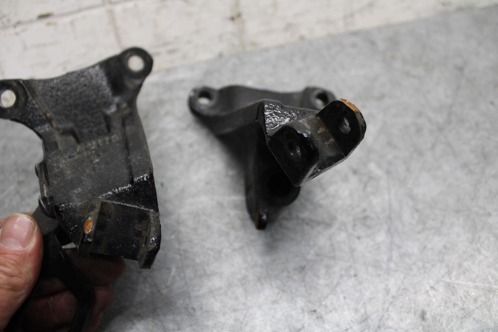 2007 Suzuki Boulevard M50 REARSET BRACKET PAIR BB537