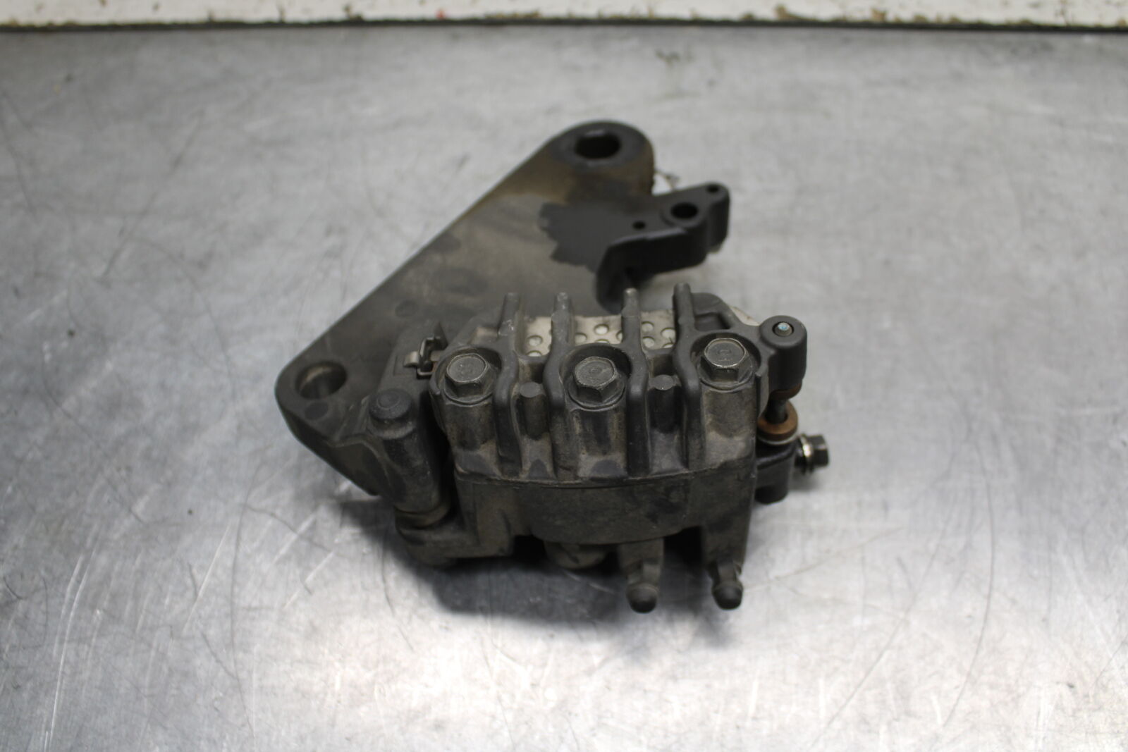 14 HONDA CTX1300A REAR BACK BRAKE CALIPER W MOUNT BRACKET BB732