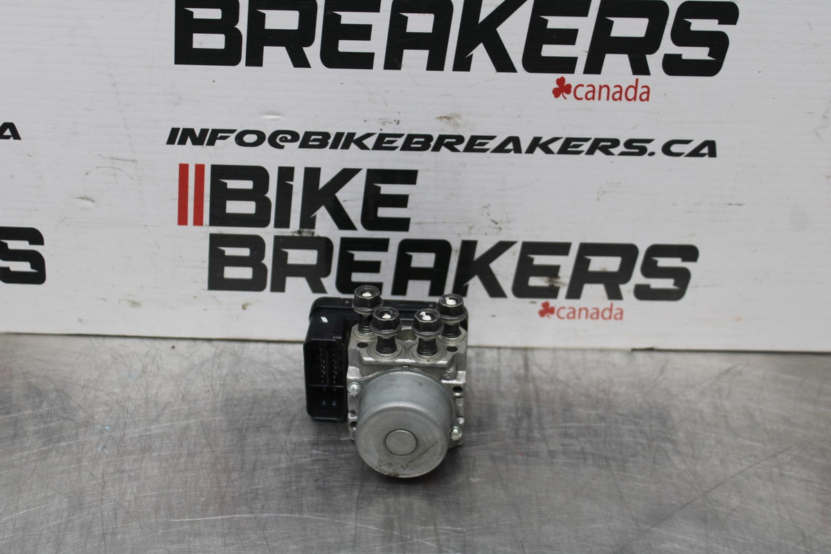 24 KAWASAKI NINJA 500 ABS ABS PUMP UNIT MODULE BB818