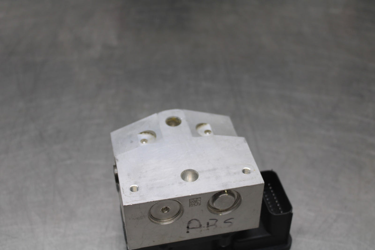 09-17 HARLEY-DAVIDSON V-ROD ABS PUMP UNIT MODULE BB886