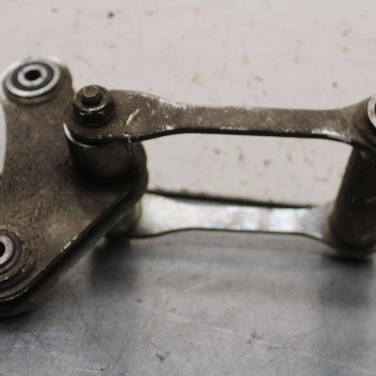15-18 HONDA CB300FA REAR DOGBONE SHOCK LINKAGE LINK BB646