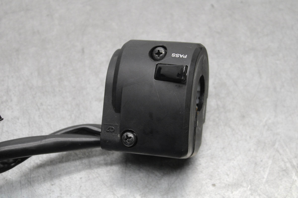 18-23 KAWASAKI NINJA 400 LEFT CLIP ON HANDLE HORN SIGNALS SWITCH SWITCHES BB660