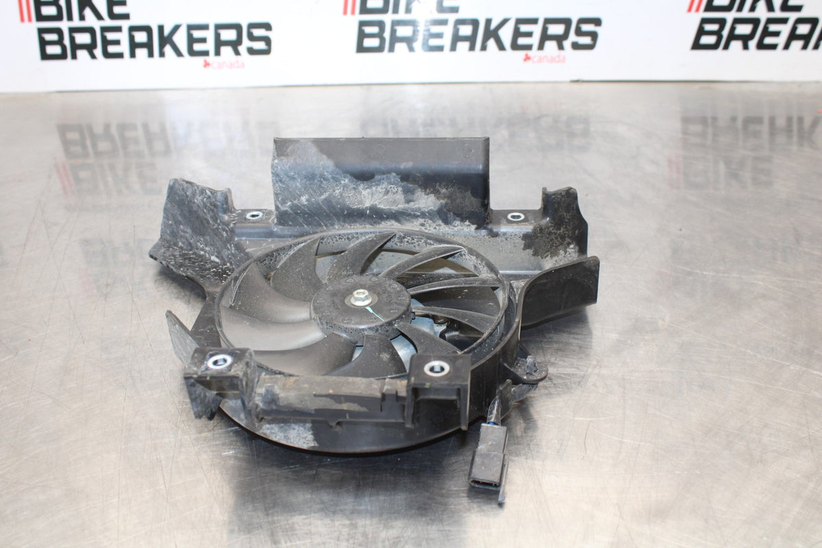 18-23 KAWASAKI NINJA 400 EX400 ABS ENGINE RADIATOR COOLING FAN BB177