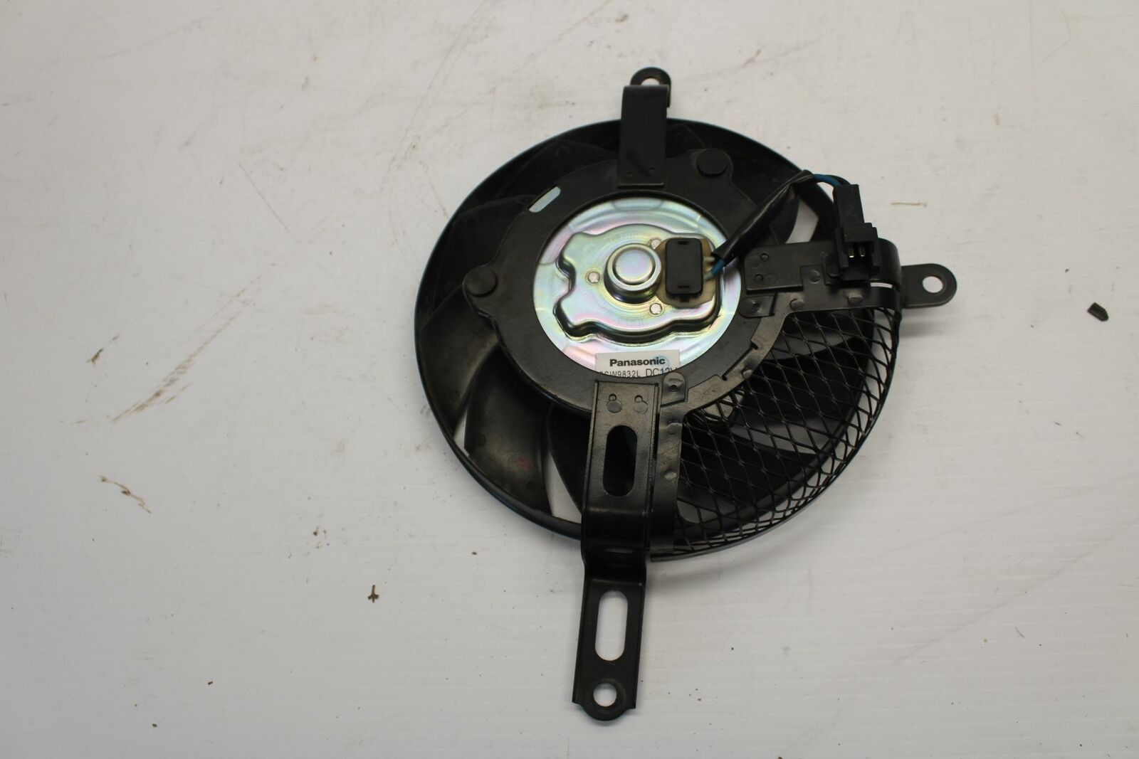 11-21 SUZUKI GSXR600 ENGINE RADIATOR COOLING FAN BB252