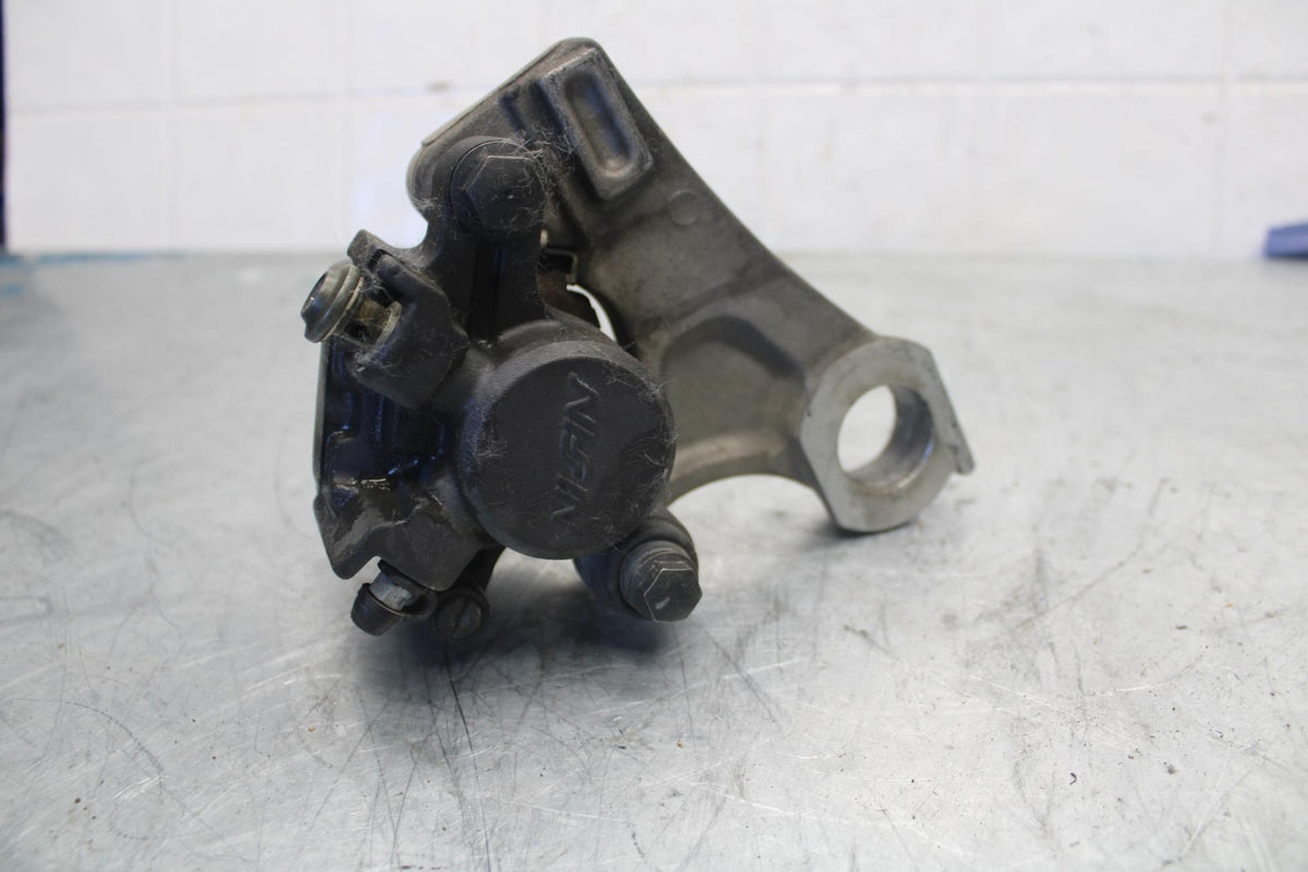07-08 YAMAHA YZF R1 REAR BACK BRAKE CALIPER W MOUNT BRACKET BB425