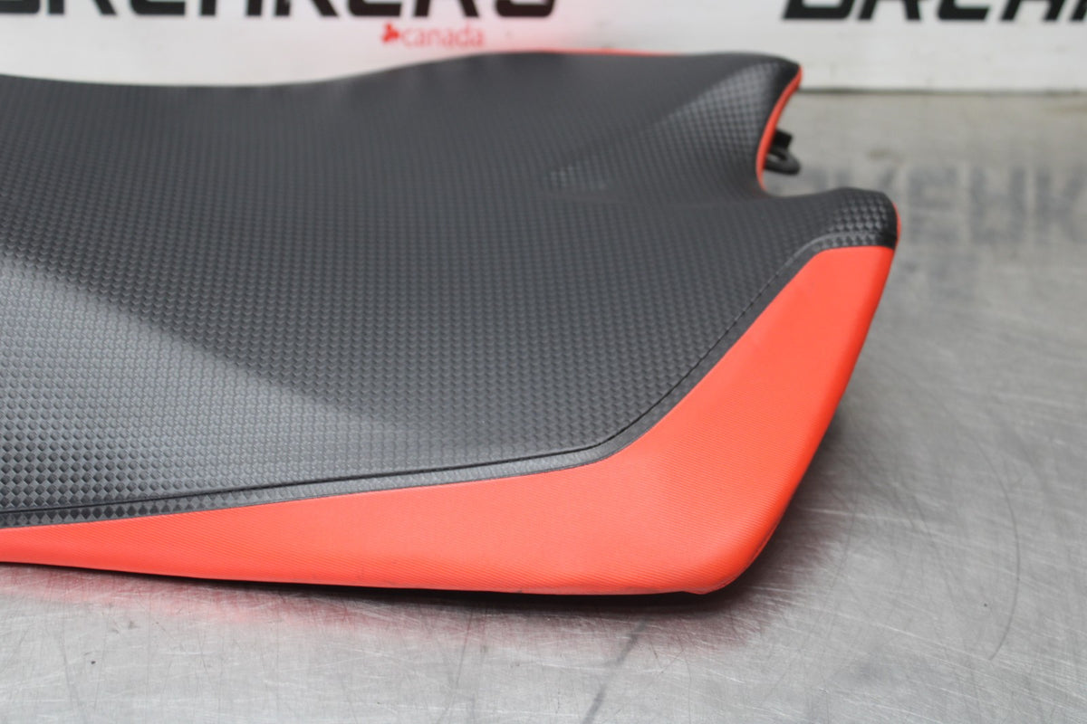 15 APRILIA RSV4 FACTORY APRC ABS FRONT DRIVERS SEAT PAD SADDLE PILLION BB901