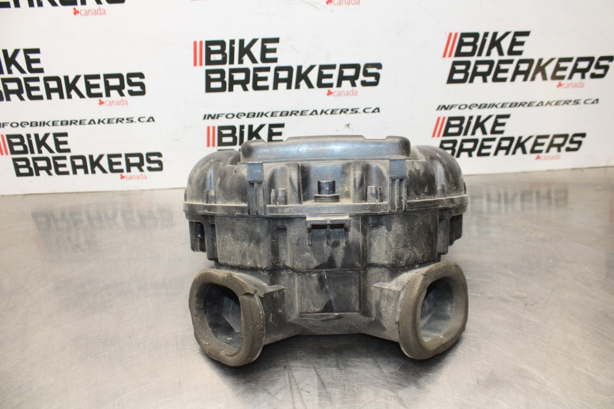 06-07 SUZUKI GSXR600 AIRBOX AIR INTAKE FILTER BOX BB836