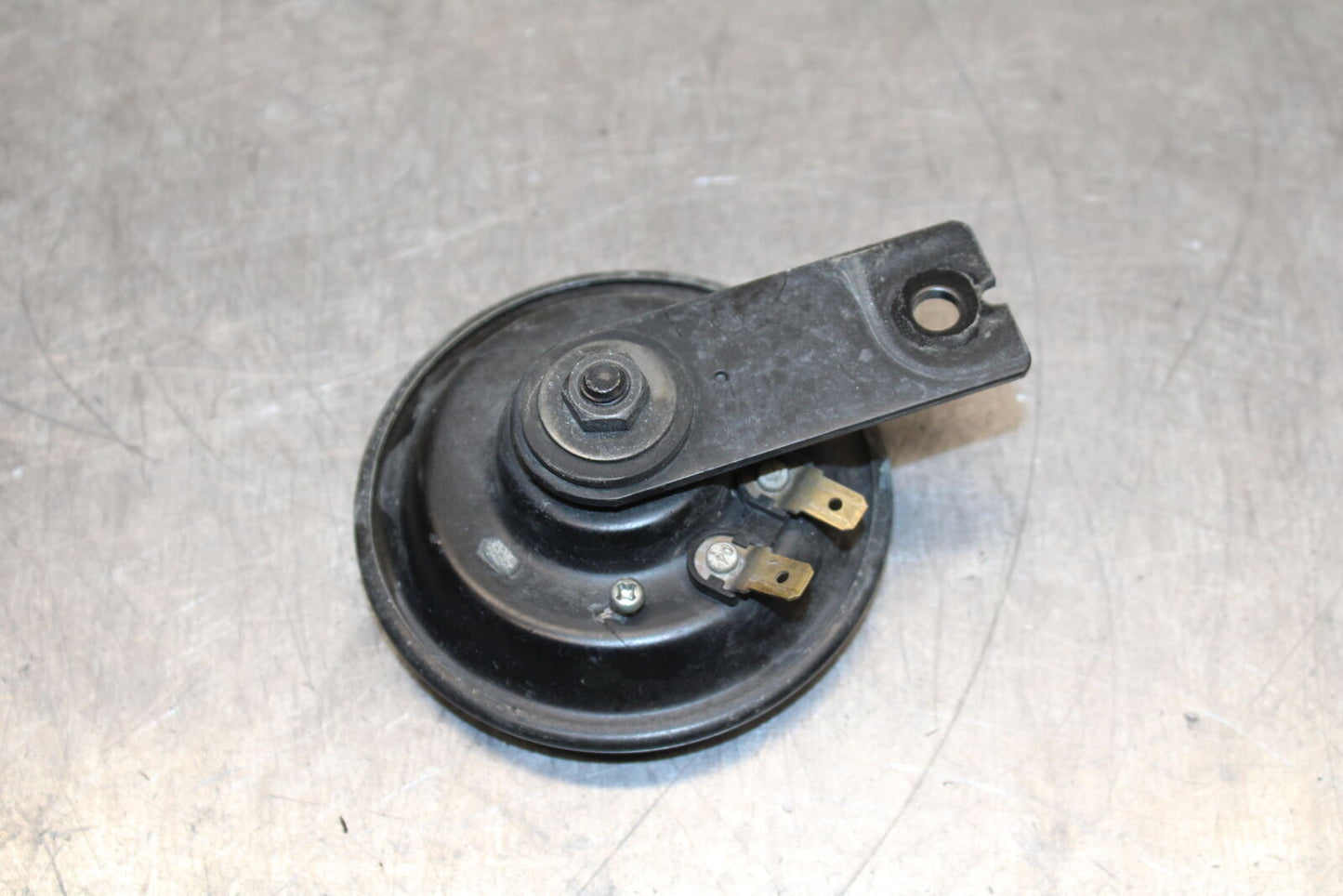 12-13 KAWASAKI Z1000 HORN SIGNAL BB743