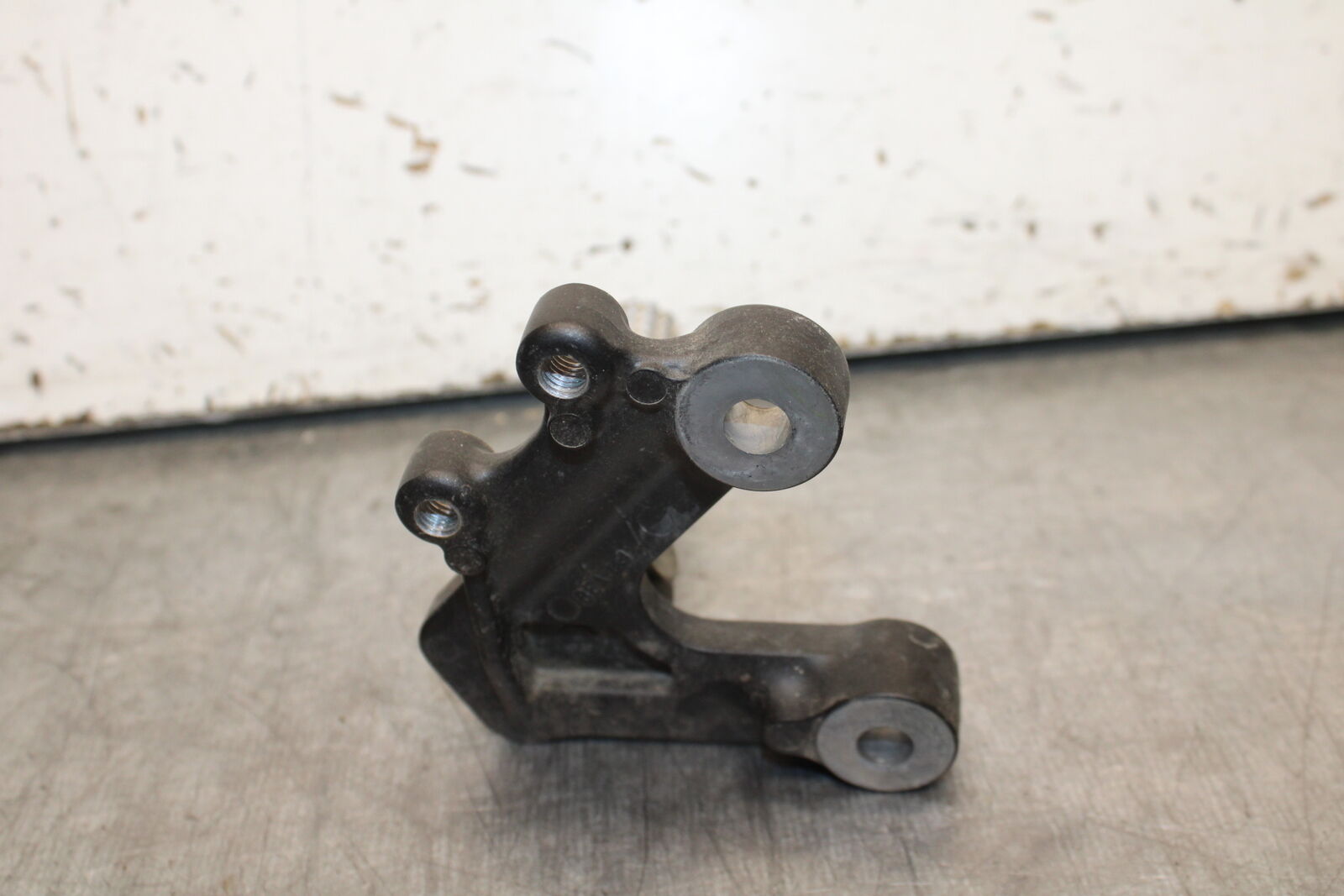 22-24 YAMAHA XSR900 LEFT REARSET REAR SET DRIVER FOOT PEG REST STOP BB710