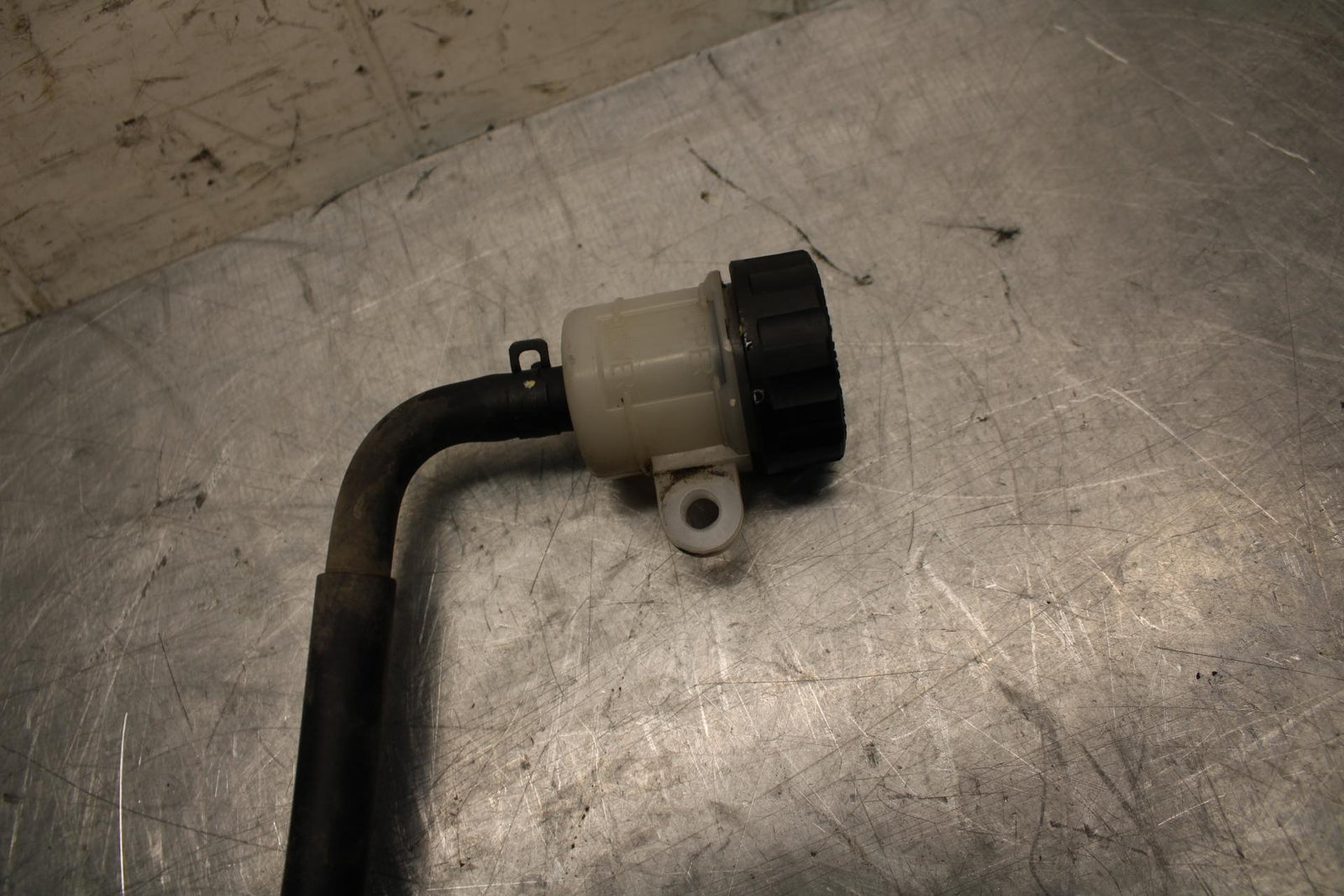 17 KAWASAKI VERSYS_X 300 REAR BACK BRAKE MASTER CYLINDER W RESERVOIR BB504