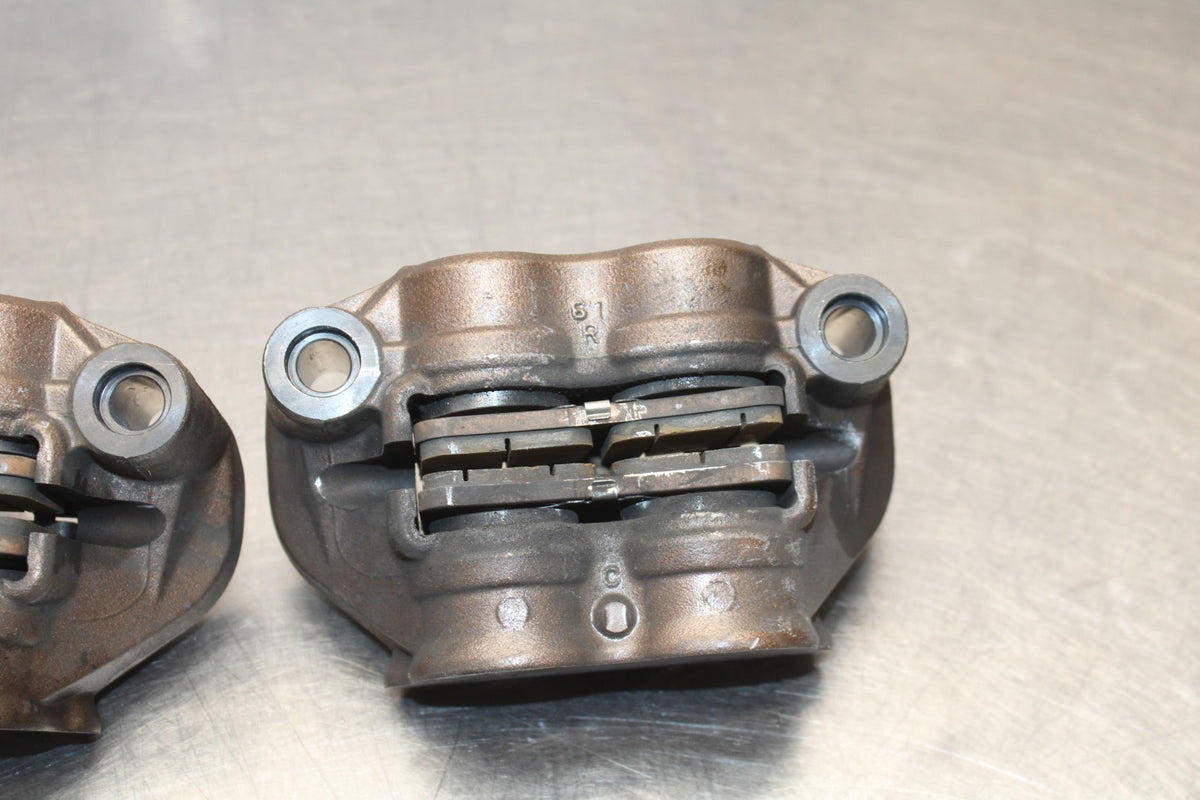 13-24 HONDA CBR600RR RIGHT LEFT FRONT BRAKE CALIPER SET PAIR CALIPERS BB772