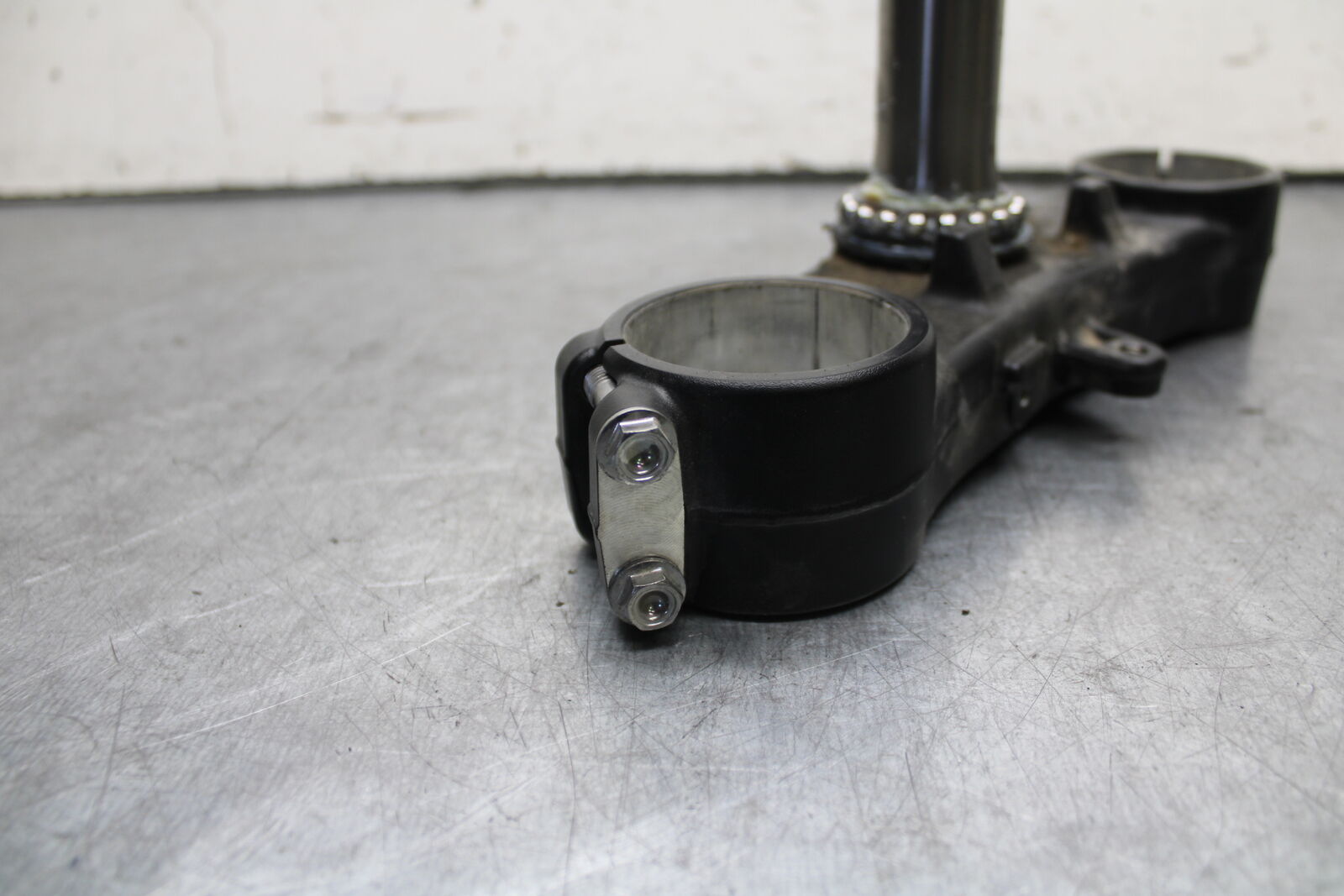 17-21 HONDA CBR1000RR SP FRONT FORKS CLAMP LOWER TRIPLE TREE STEM BB681