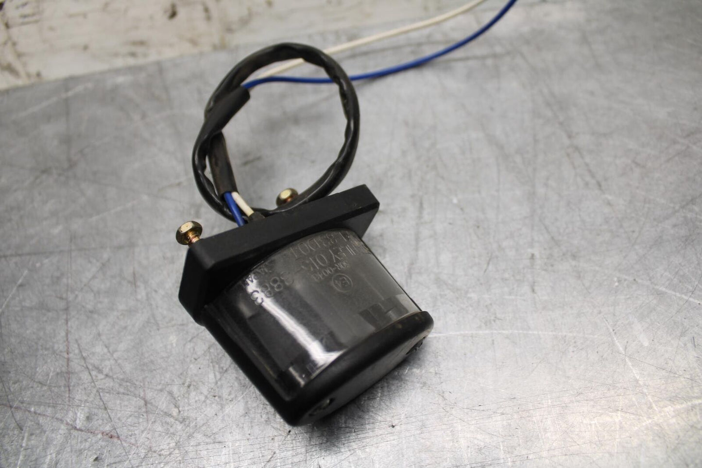 03-06 KAWASAKI Z1000 LICENSE PLATE LIGHT BB487