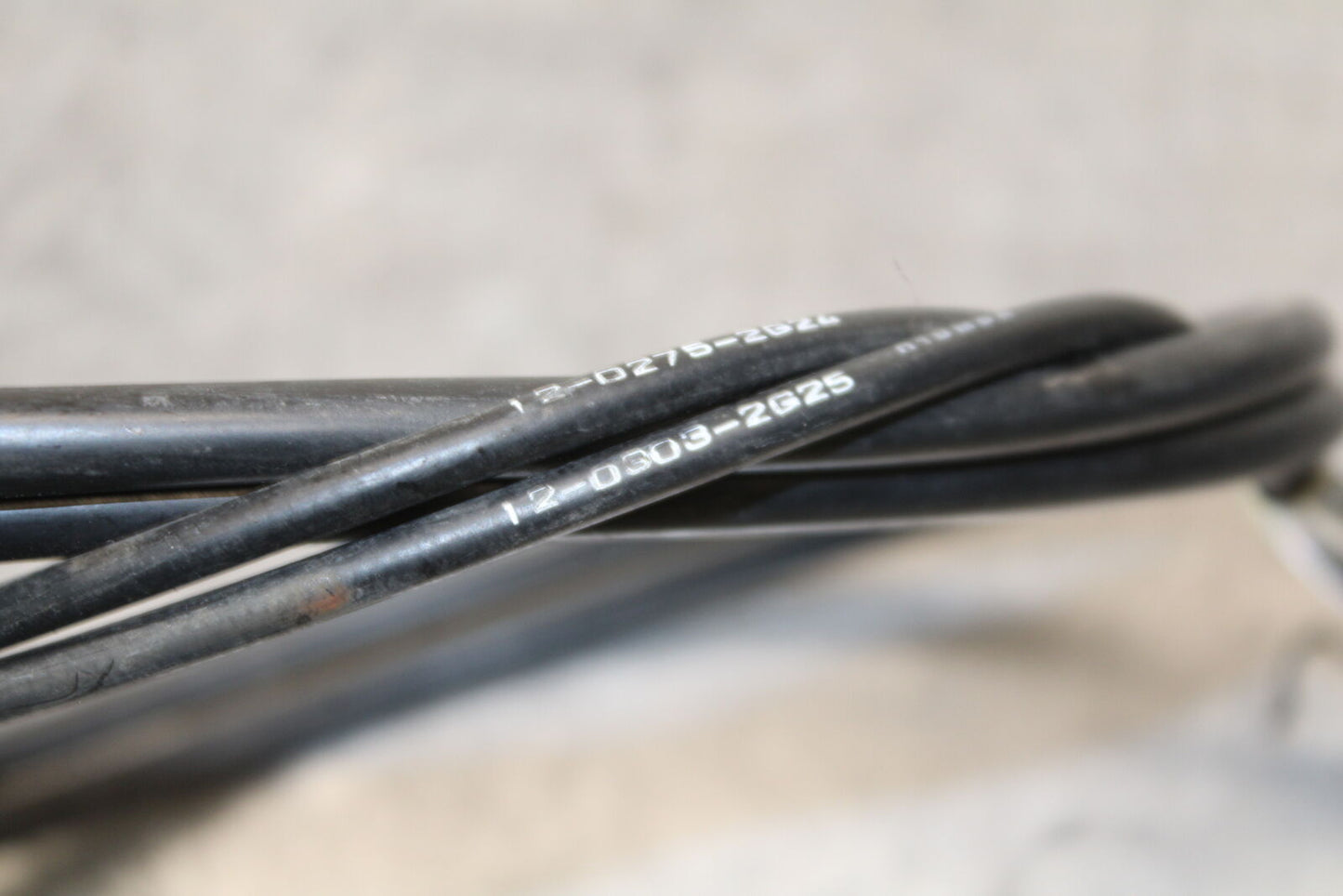 12-13 KAWASAKI Z1000 THROTTLE CABLES LINES BB743