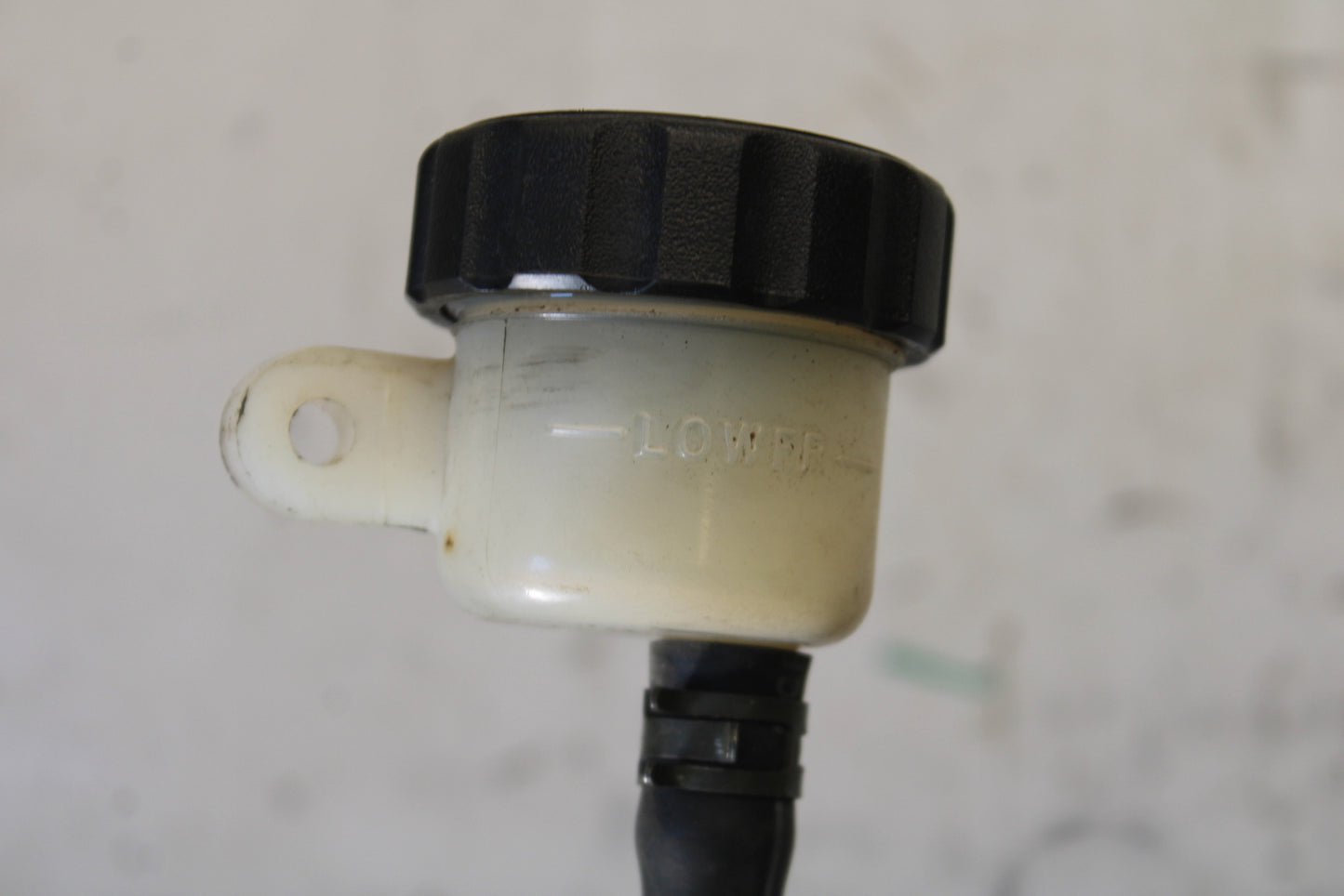 05-06 YAMAHA ROYAL STAR REAR BACK BRAKE MASTER CYLINDER W RESERVOIR BB697