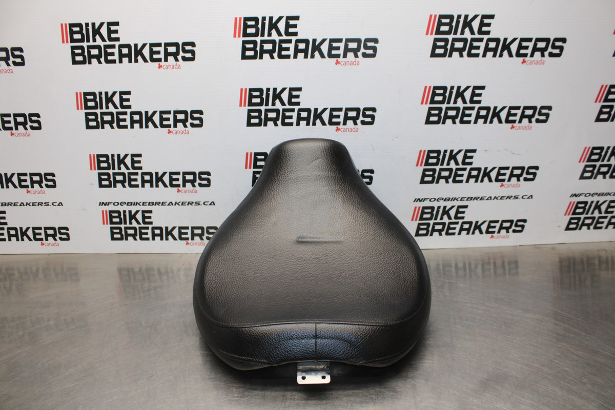15 SUZUKI BOULEVARD C50 FRONT DRIVERS SEAT BB775
