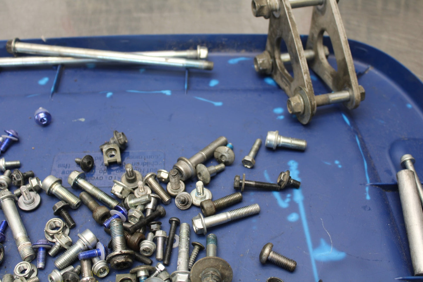 11-22 SUZUKI GSXR 600 MOUNTING BOLTS HARDWARE MOTOR SCREWS BB193