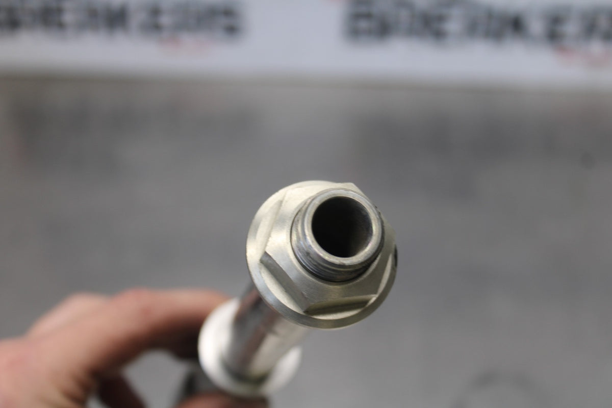15-26 SUZUKI GSXR600 FRONT WHEEL RIM AXLE PIVOT BOLT BB888