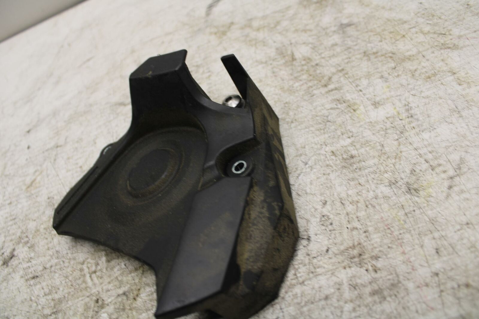 16-21 YAMAHA XSR900 ENGINE SPROCKET COVER BB370